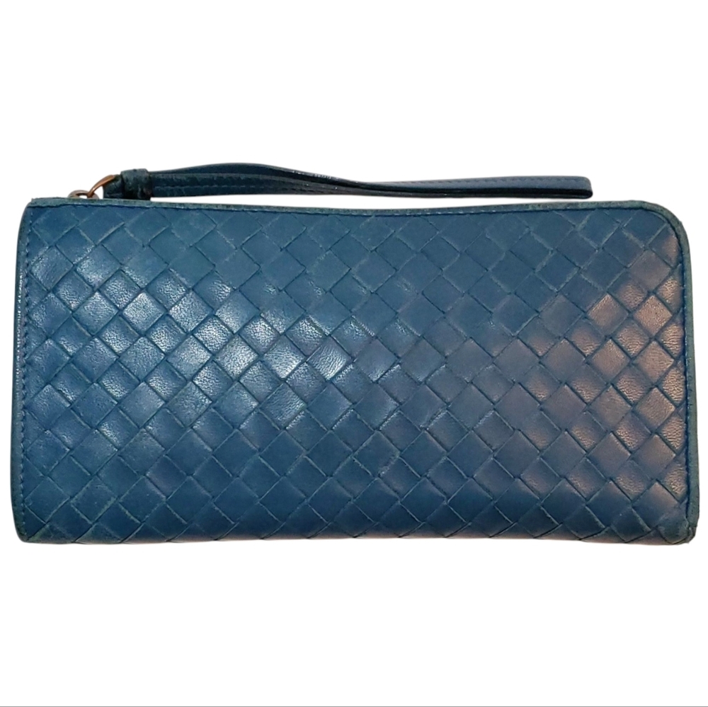 BOTTEGA VENETA Leather Intreaccio Weave Zippered Wallet with Wrist Strap
